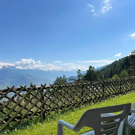 Studio In Veysonnaz Near Gondola Ski Lift Hébergement de vacances *